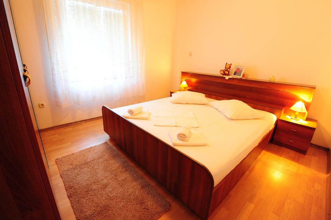 Apartmani Margeta Раб Екстериор снимка